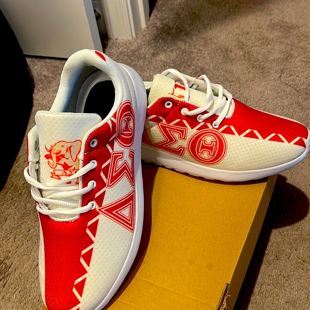 DST sneakers